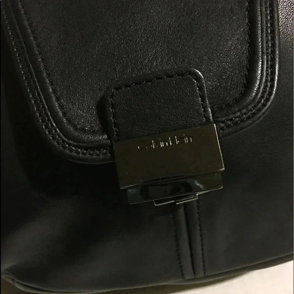Calvin Klein leather handbag - Picture 6 of 8